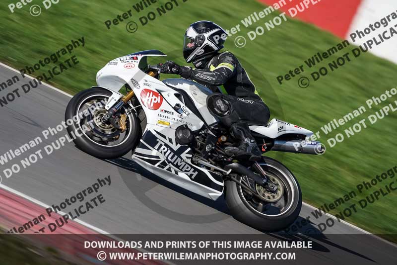 donington no limits trackday;donington park photographs;donington trackday photographs;no limits trackdays;peter wileman photography;trackday digital images;trackday photos